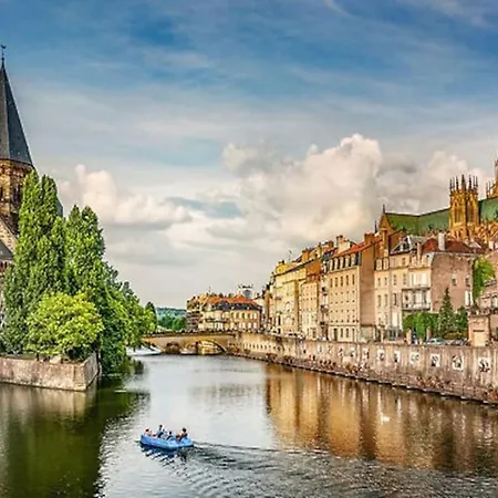 La Petite Escale Apartamento Metz